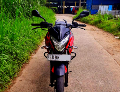 Bajaj Pulsar NS 200 for sale at Riyasakwala Kegalle