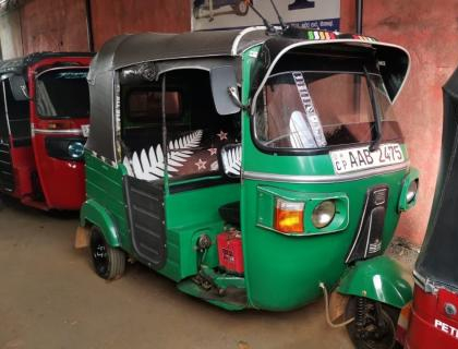 Bajaj Three Wheel For Sale In Matale