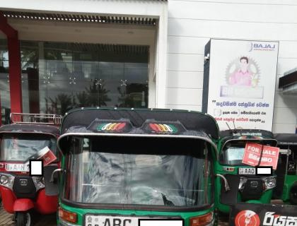 BAJAJ THREE WHEELER 2015 SALE AT AMBALANGODA