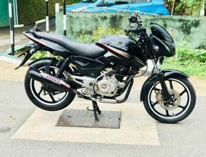 Bajaj Pulsar 150 for sale at Riyasakwala Dewalegama