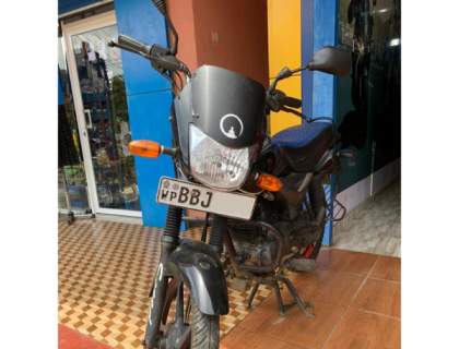 Bajaj Platina for sale at Riyasakwala Kegalle - Dewalegama