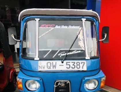 Bajaj Three Wheel For Sale In Kandy