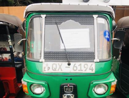 Bajaj Three Wheel For Sale In Kandy