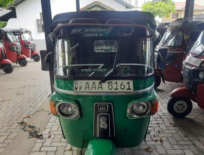 Bajaj 4 Stroke Three-wheeler for sale at Riyasakwala Battaramulla