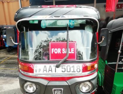 Bajaj 4 Stroke Three-wheeler for sale at Riyasakwala Maligawatta