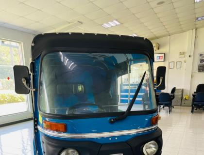 Bajaj 4 Stroke Three-wheeler for sale at Riyasakwala Matara