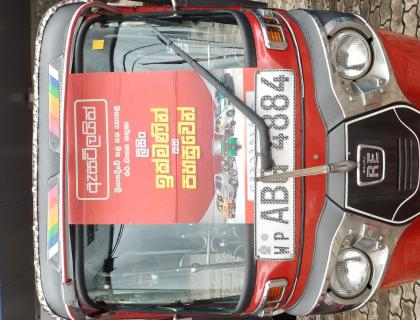 Bajaj 4 Stroke Three-wheeler for sale at Riyasakwala Yakkala