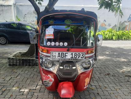 Bajaj 4 Stroke Three-wheeler for sale at Riyasakwala Battaramulla