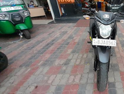Honda Hornet 160R bike for Sales at Jaffna