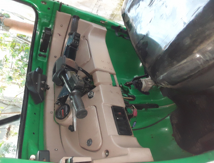 Bajaj 4 Strok three wheeler for sale -Gampaha