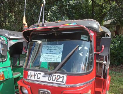 Bajaj 4 Stroke Three-wheeler for sale at Riyasakwala Yakkala