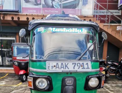 Bajaj 4 Stroke Three-wheeler for sale at trincomalee