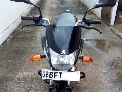 Platina100cc for sale at Ja-Ela