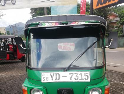 Bajaj 4 Stroke Three-wheeler for sale at Rathnapura