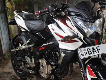 PULSAR NS200 FOR SALE AT KESELWATTA-MORATUWA