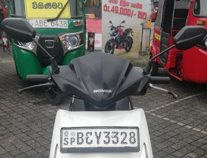 Honda Dio scooter