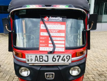 Bajaj 4 Stroke Three-wheeler for sale at Riyasakwala Madurankuliya