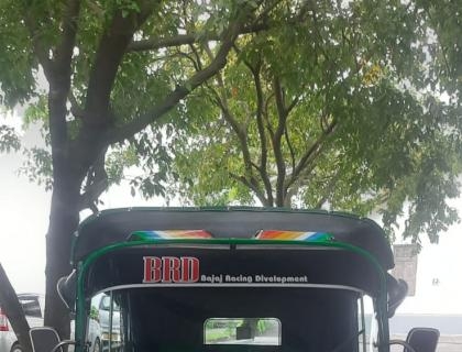Bajaj 4 Stroke Three-wheeler for sale at Riyasakwala Battaramulla