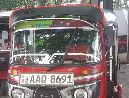 Bajaj 4 Stroke Three-wheeler for sale at Riyasakwala Battaramulla