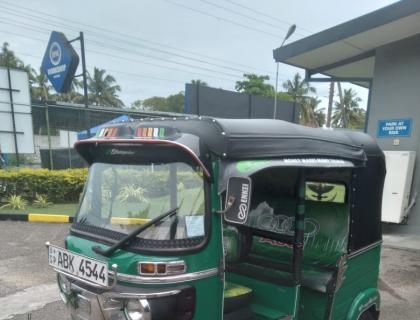 Bajaj 3W for sale at Matara