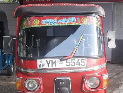 Bajaj 4 Stroke Three-wheeler for sale at Riyasakwala Battaramulla