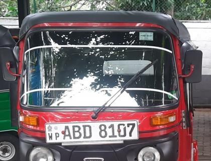 Bajaj 4 Stroke Three-wheeler for sale at Riyasakwala Battaramulla