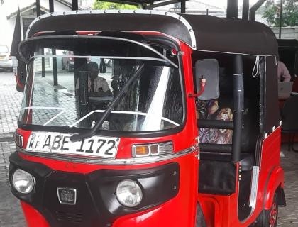 Bajaj 4 Stroke Three-wheeler for sale at Riyasakwala Battaramulla Three-wheelers