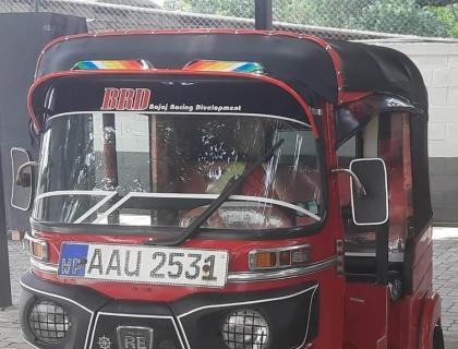 Bajaj 4 Stroke Three-wheeler for sale at Riyasakwala Battaramulla Three-wheelers