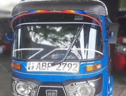 Bajaj 4 Stroke Three-wheeler for sale at Riyasakwala Battaramulla Three-wheelers