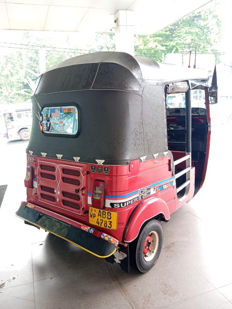 AD0005412-4.jpg