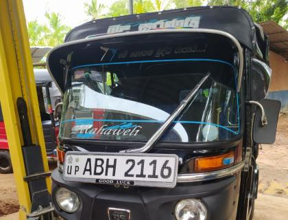 BAJAJ-RE 4S AUTORICKSHAW- SE-JET BLACK - FOR SALES