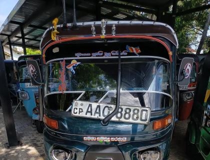 Bajaj 4 Stroke Three-wheeler for sale at Riyasakwala Battaramulla