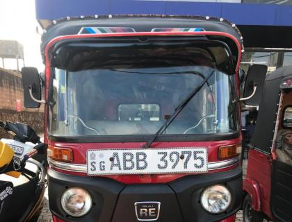 Bajaj 4 Stroke Three-wheeler for sale at Riyasakwala Yakkala