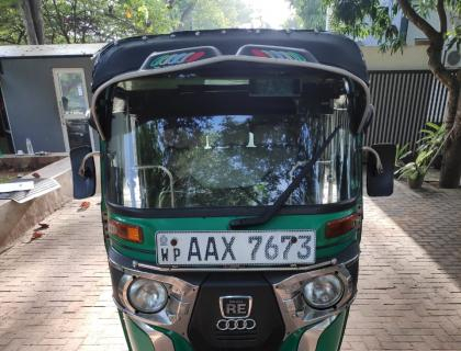 Bajaj 4 Stroke Three-wheeler for sale at RIYASAKWALA Anuradhapura