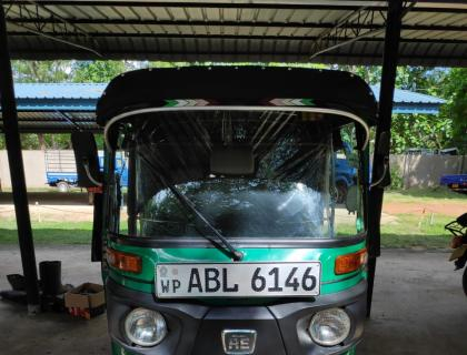 Bajaj 4 Stroke Three-wheeler for sale at RIYASAKWALA Anuradhapura