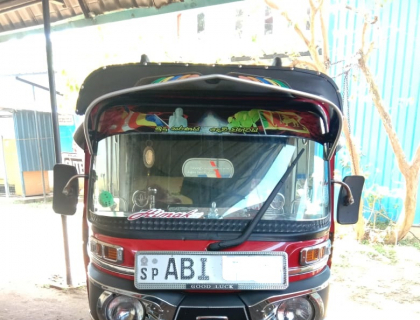 3W         Bajaj 4 Stroke Three-wheeler for sale at Galle