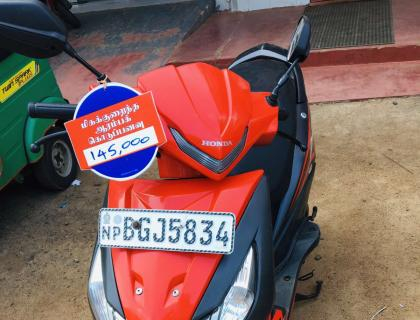 2W HONDA DIO SCOOTER for sale at vavuniya