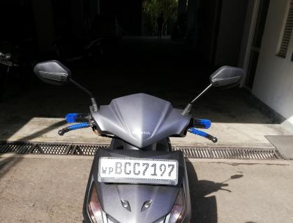 Honda Dio scooter