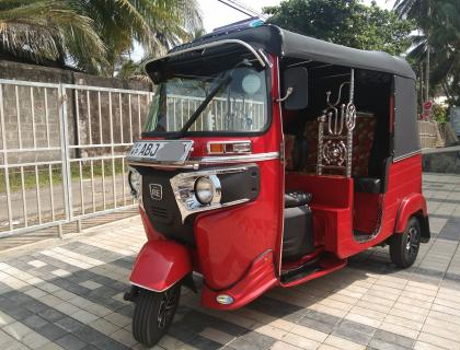 BAJAJ THREE WHEELER 2016 SALE AT AMBALANGODA