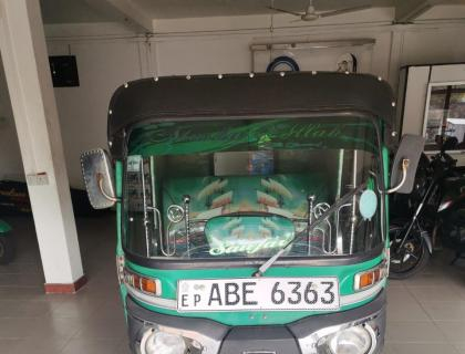 Bajaj 4 Stroke Three-wheeler for sale at trincomalee