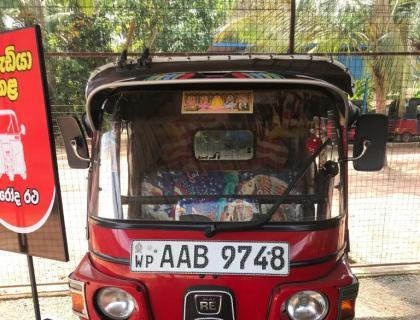 Bajaj 4 Stroke Three-wheeler for sale at Yakkala