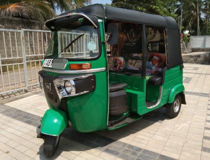 BAJAJ THREE WHEELER 2019 SALE AT AMBALANGODA