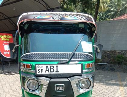 Bajaj 4 Stroke Three-wheeler for sale at Galle