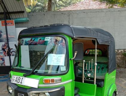 Bajaj 4 Stroke Three-wheeler for sale at Galle