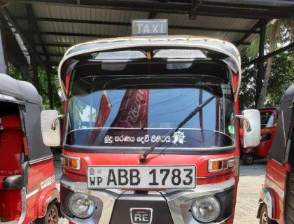 Bajaj 4 Stroke Three-wheeler for sale at Battaramulla