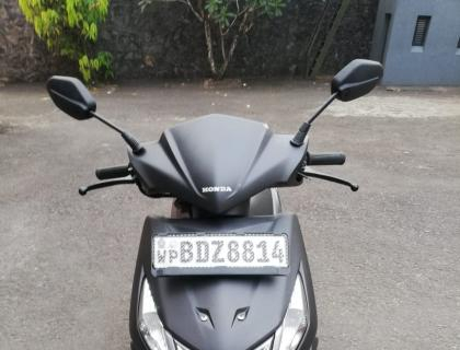 Honda Dio scooter for sale at Rathnapura Riyasakwala