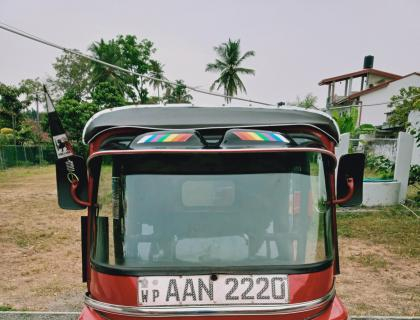 Bajaj 4 Stroke Three-wheeler for sale at BORALESGAMUWA