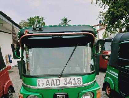 Bajaj 4 Stroke Three-wheeler for sale at BORALESGAMUWA