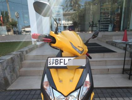 HONDA DIO SCOOTER FOR SALE AT AMBALANGODA RIYASAKWALA